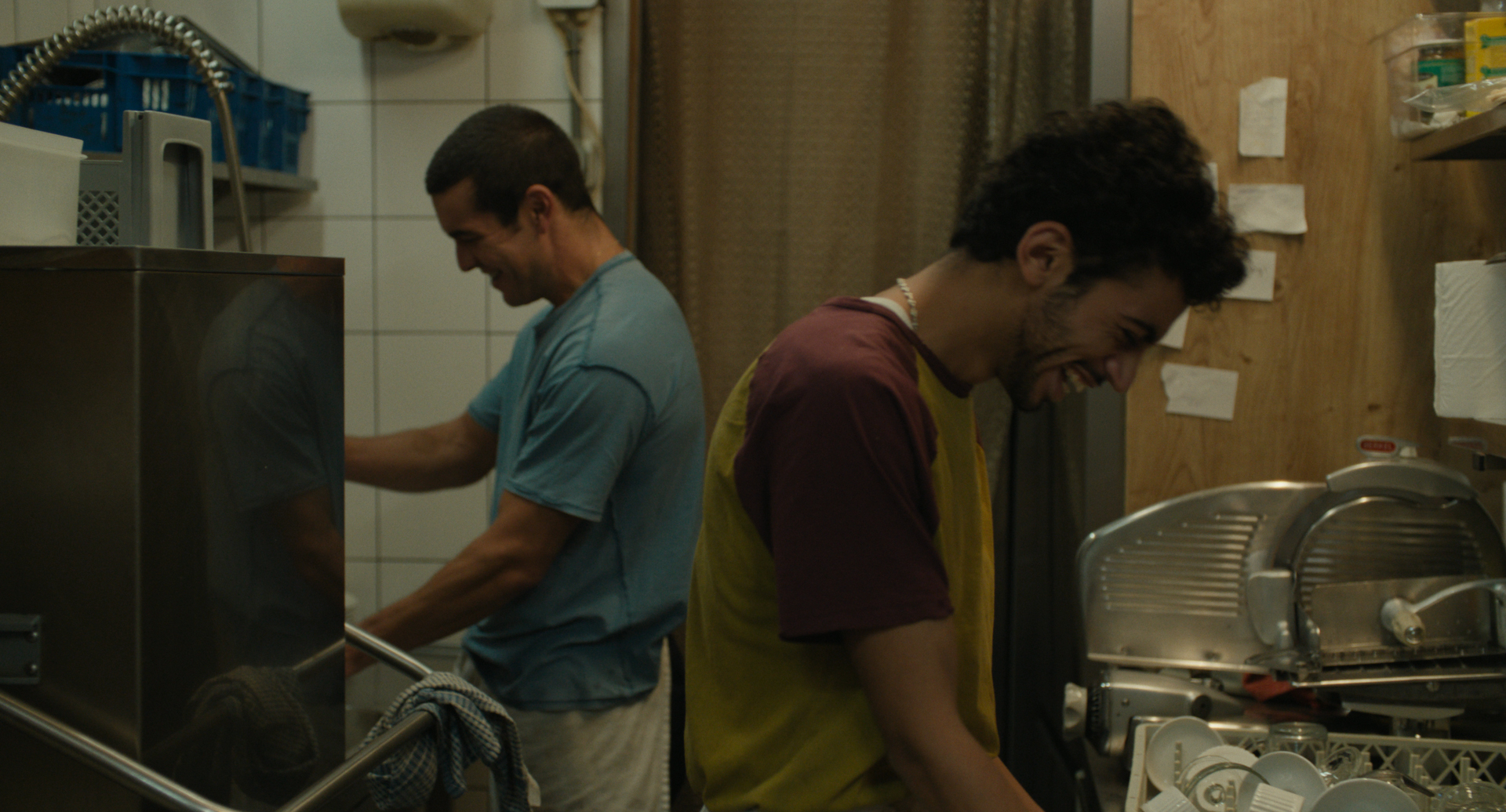 Molt lluny - Still 2